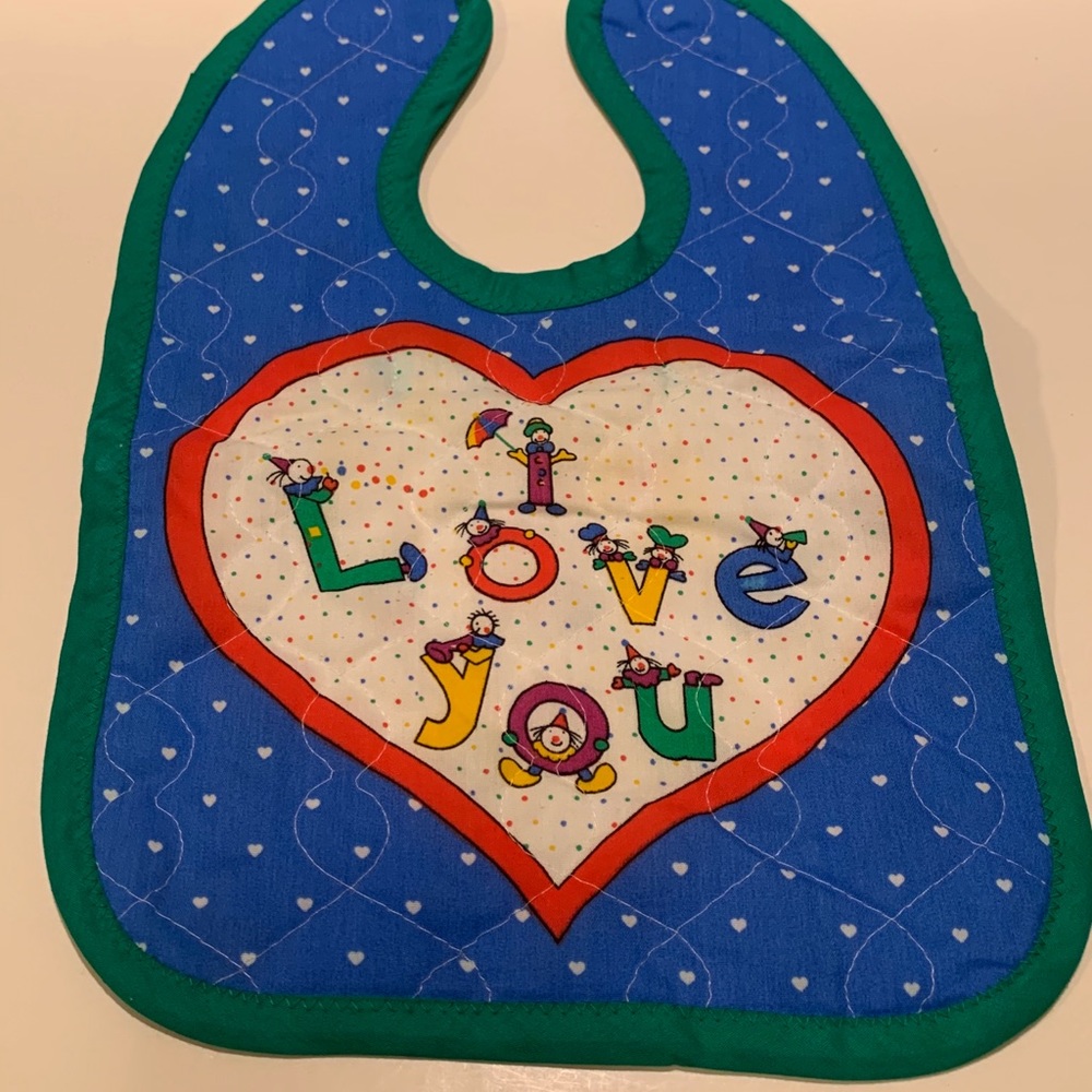 CHILD’S BIB.